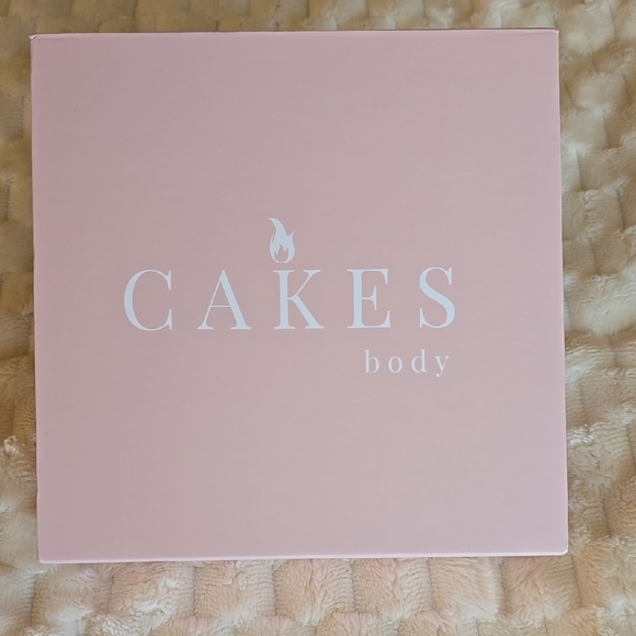 Pink CAKES Lingerie Set - Picture 3 of 3